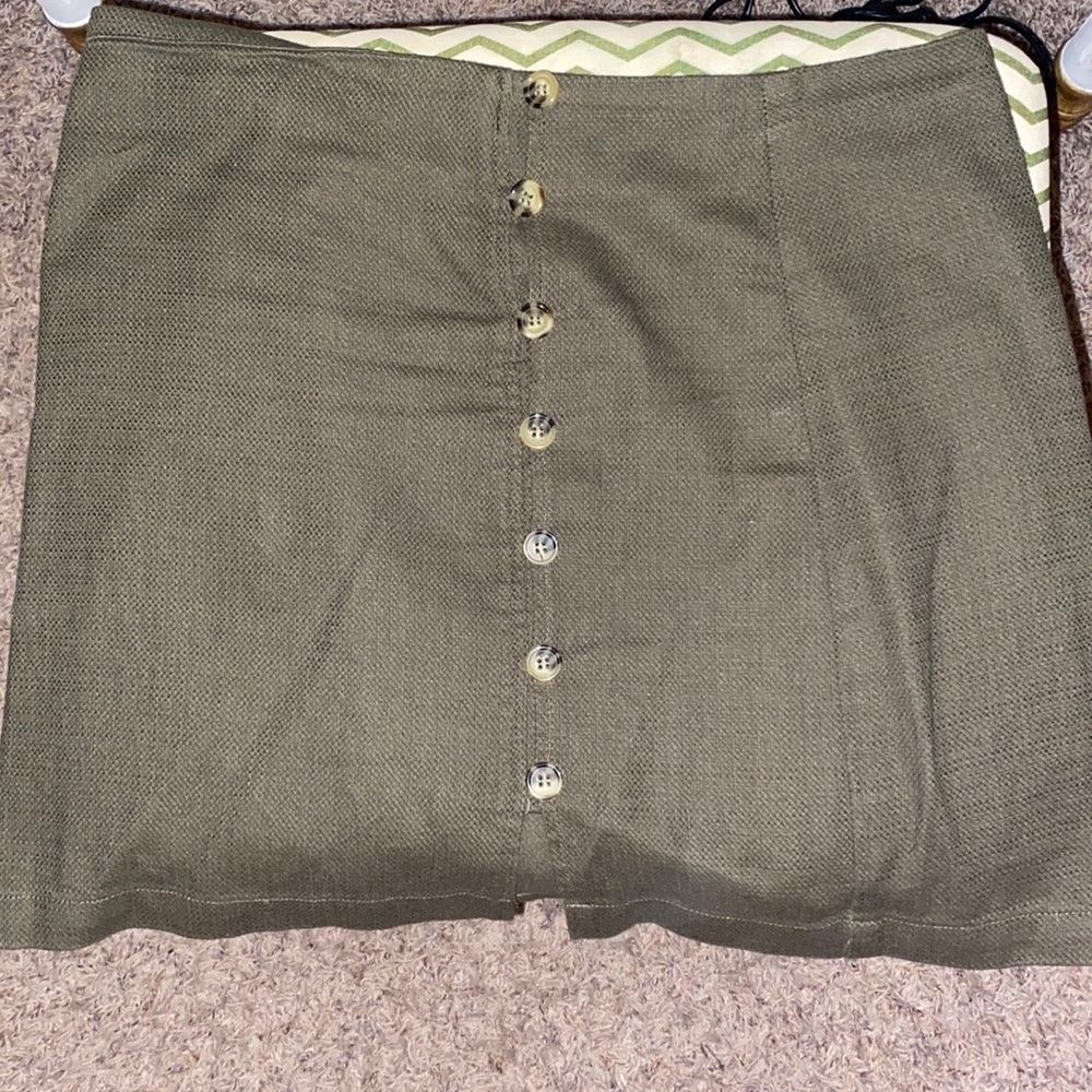 forever 21 button-up skirt